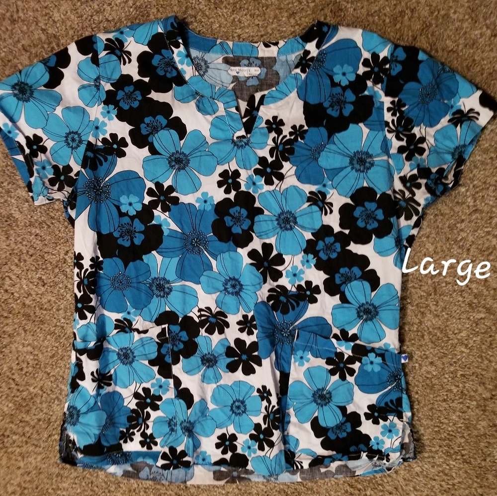 Nurse Mate scrub  top